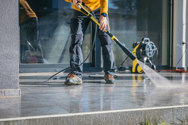 Best Gas Station Cleaning  in Saukville, WI